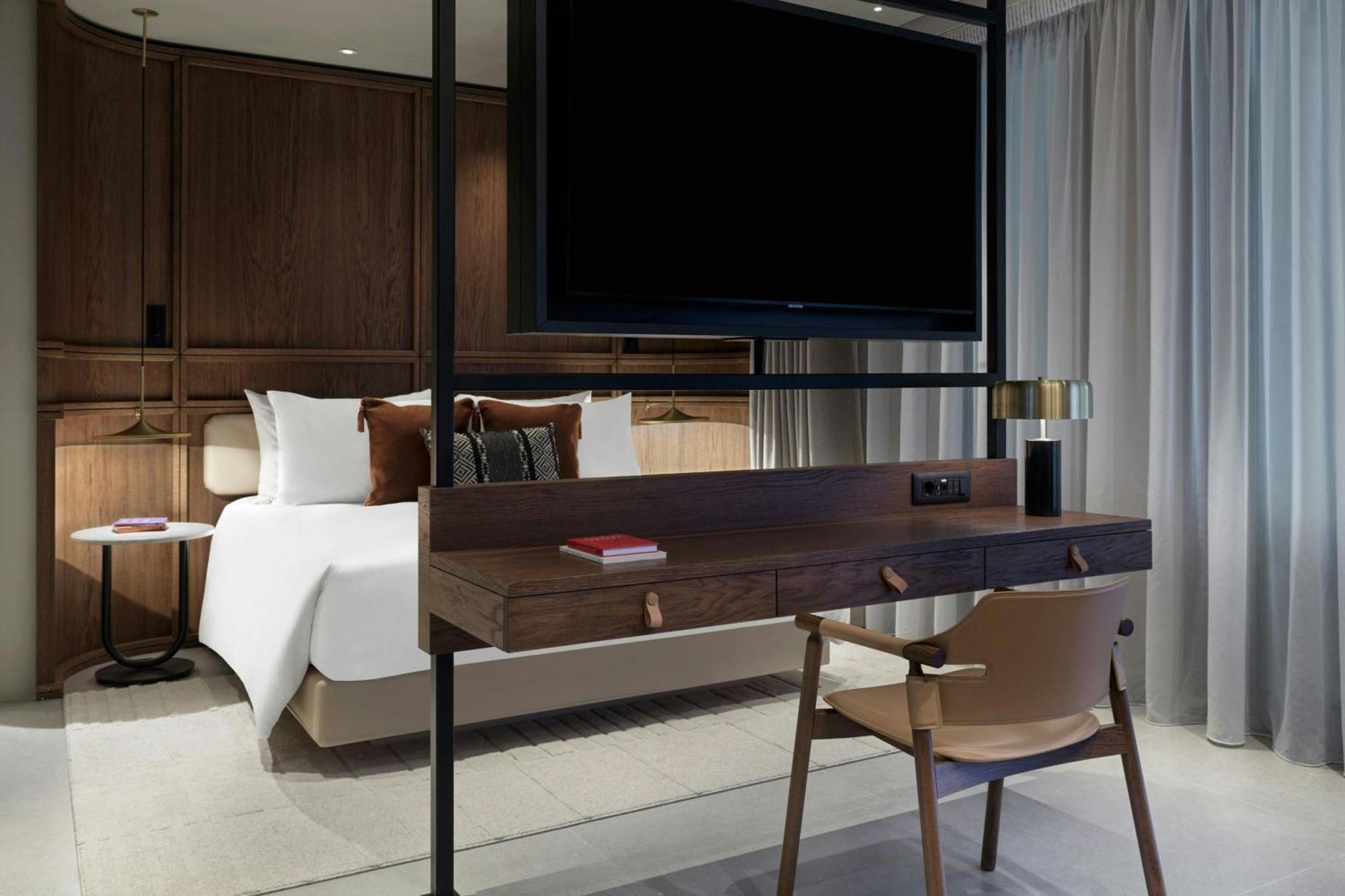Monasty, Thessaloniki, Autograph Collection Hotel Exterior photo A bedroom at the hotel
